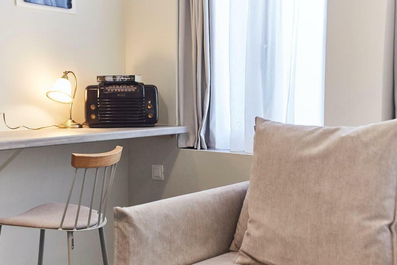 Stay in a hip decorated studio near Acropolis! Atene Esterno foto