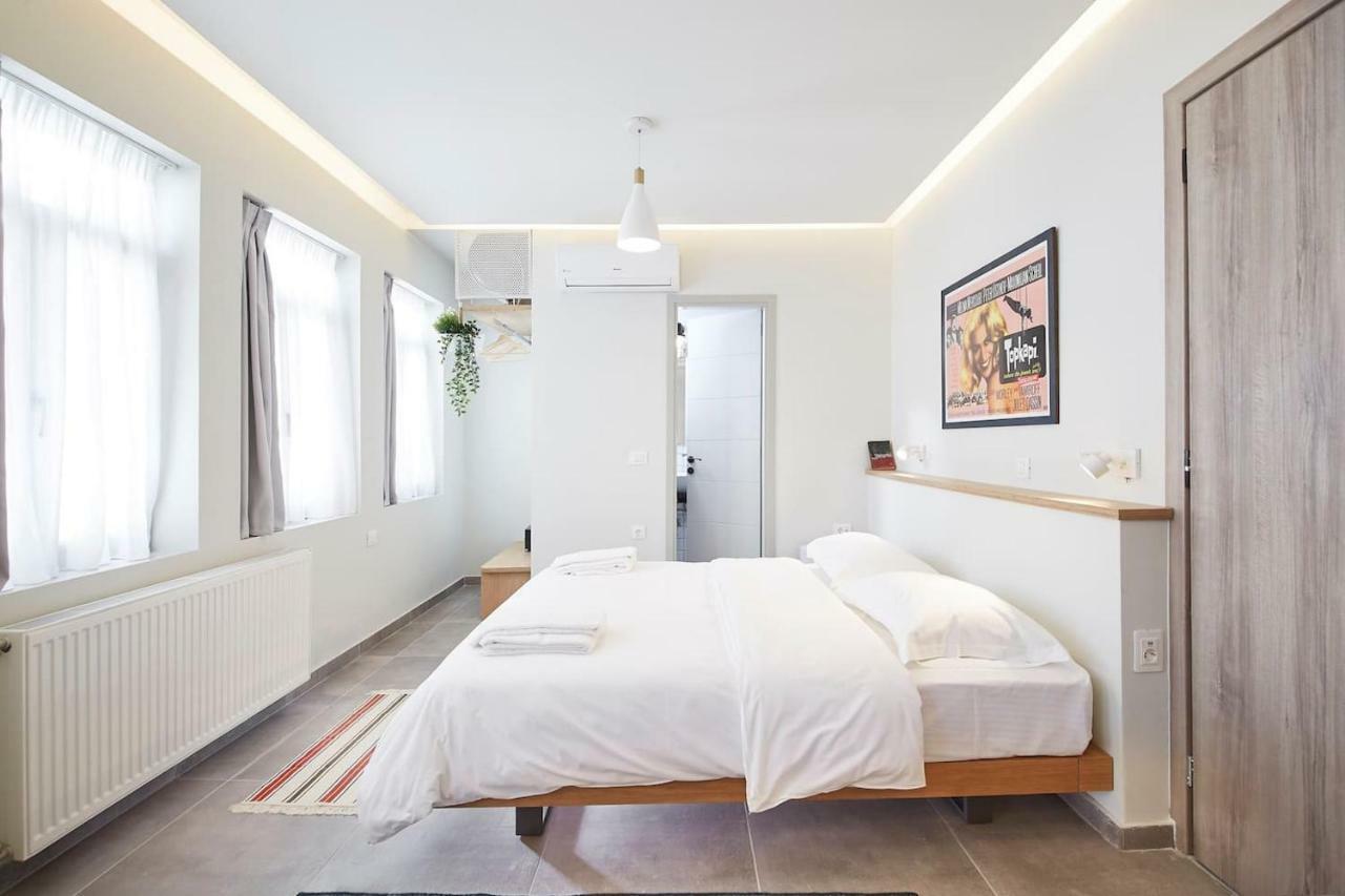 Stay in a hip decorated studio near Acropolis! Atene Esterno foto